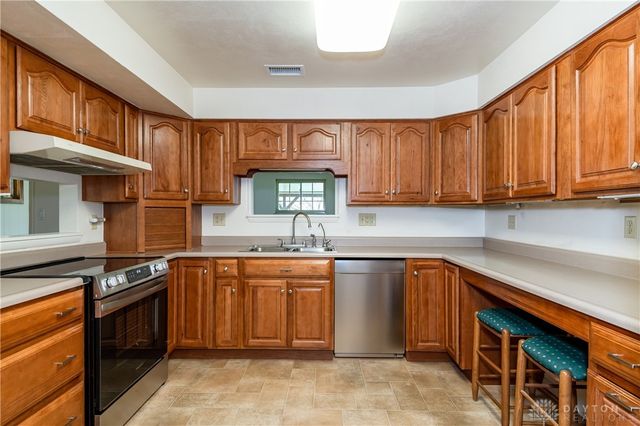 4731 Ridgebury Drive, Kettering, OH 45440