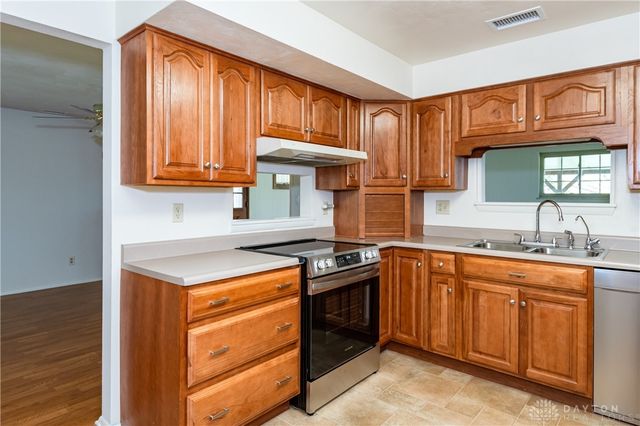 4731 Ridgebury Drive, Kettering, OH 45440