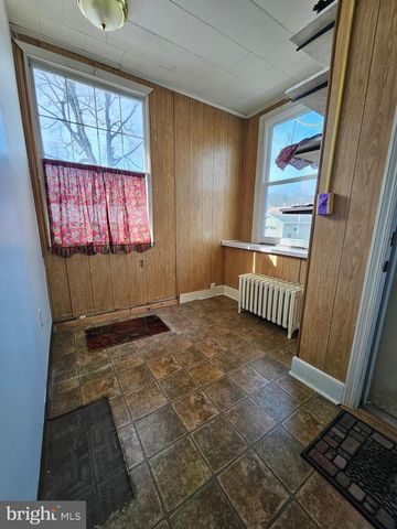 400 LOGAN BLVD, Altoona, PA 16602