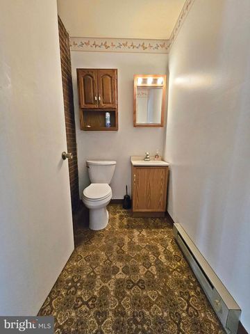 400 LOGAN BLVD, Altoona, PA 16602