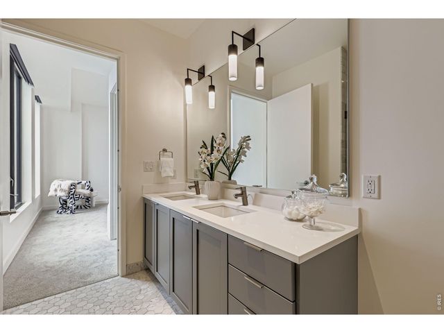 1750 Wewatta St 1821, Denver, CO 80202