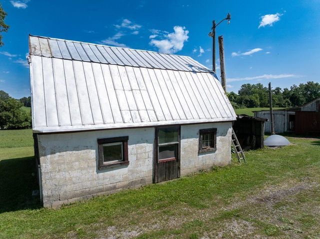 6454 Castle Road, Johnstown, OH 43031