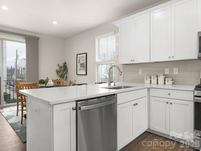 1275 N Caldwell Street, Charlotte, NC 28206