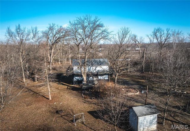 10 Lehmond Island Road, St Charles, MO 63301