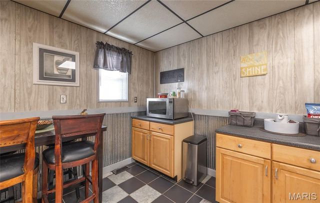 10 Lehmond Island Road, St Charles, MO 63301