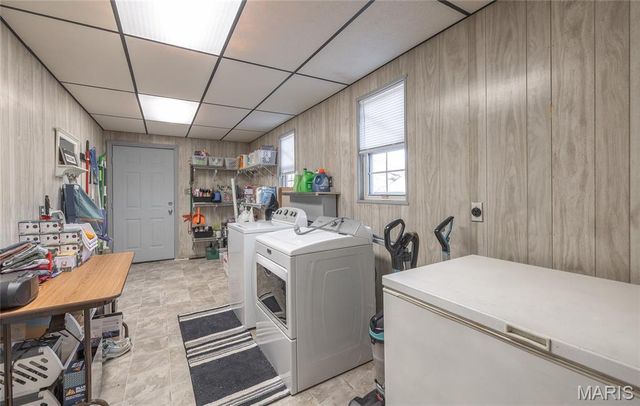 10 Lehmond Island Road, St Charles, MO 63301