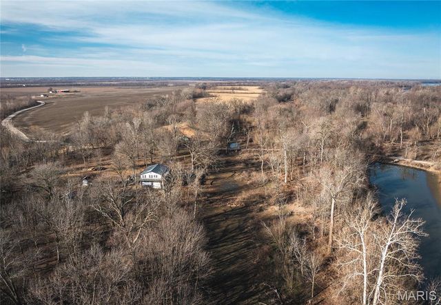 10 Lehmond Island Road, St Charles, MO 63301