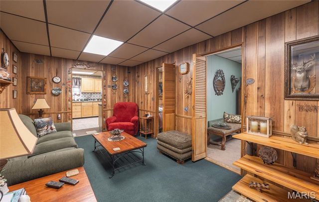 10 Lehmond Island Road, St Charles, MO 63301