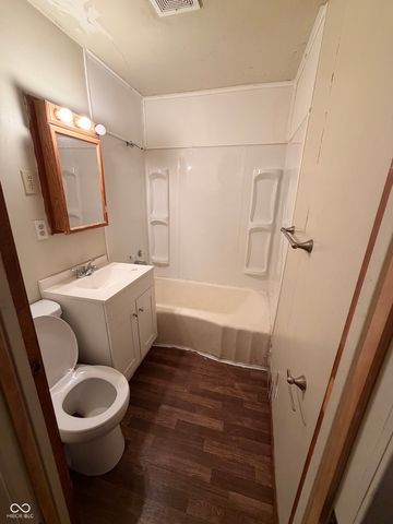 4424 Columbus Avenue, Anderson, IN 46013