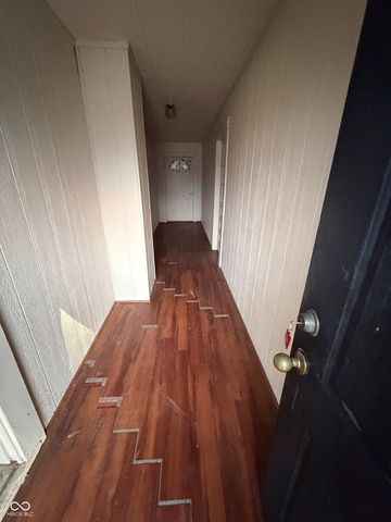 4424 Columbus Avenue, Anderson, IN 46013