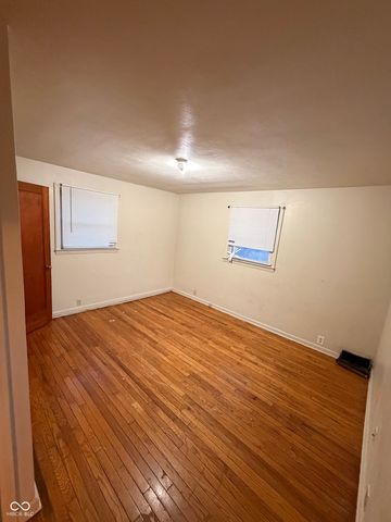 4424 Columbus Avenue, Anderson, IN 46013