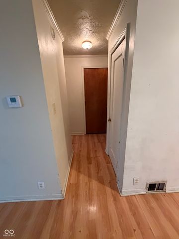 4424 Columbus Avenue, Anderson, IN 46013