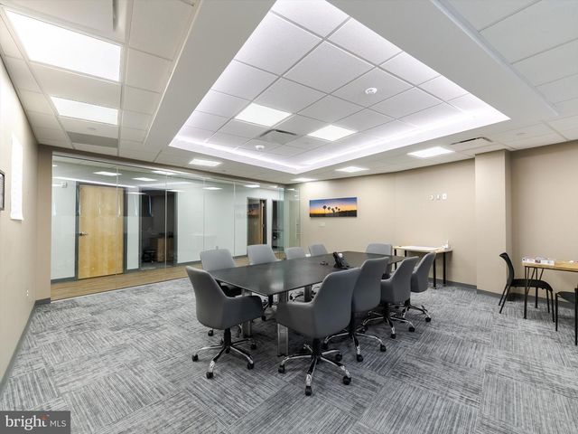 520 W ROOSEVELT BLVD, Philadelphia, PA 19120