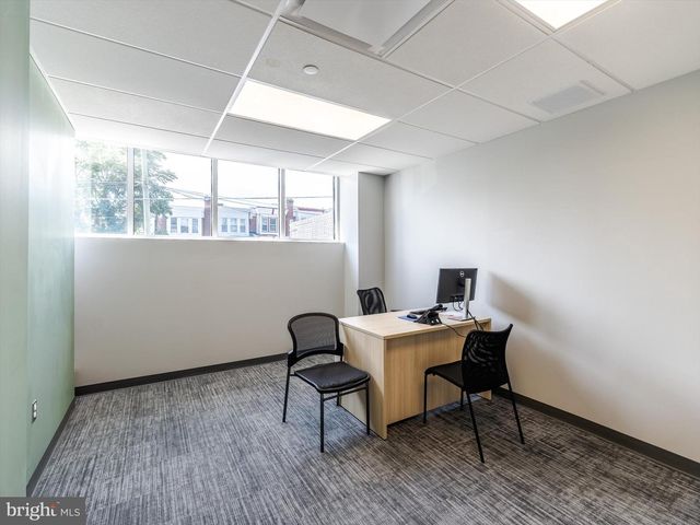 520 W ROOSEVELT BLVD, Philadelphia, PA 19120