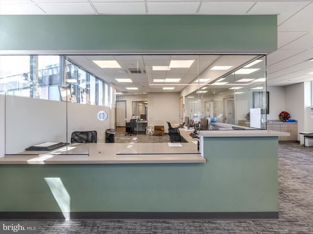 520 W ROOSEVELT BLVD, Philadelphia, PA 19120