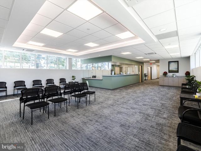 520 W ROOSEVELT BLVD, Philadelphia, PA 19120