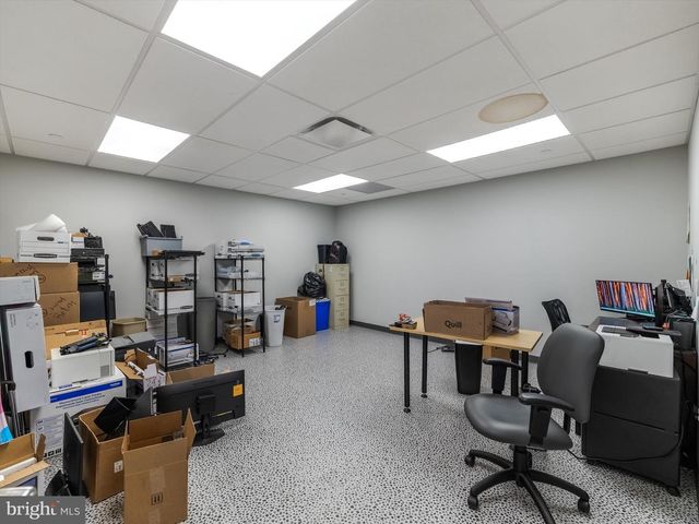 520 W ROOSEVELT BLVD, Philadelphia, PA 19120