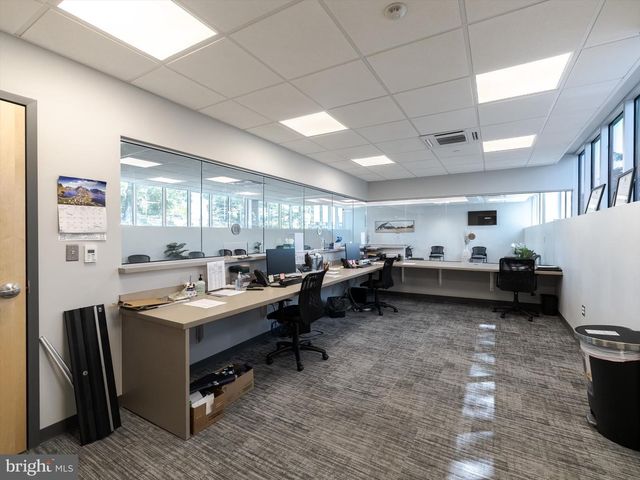 520 W ROOSEVELT BLVD, Philadelphia, PA 19120