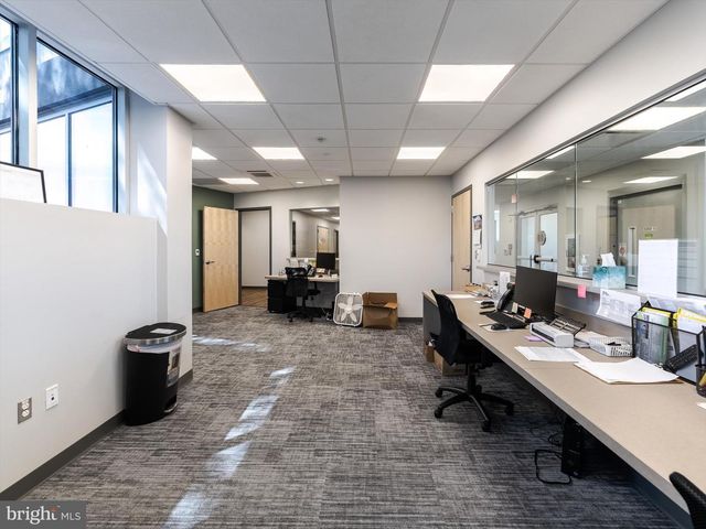 520 W ROOSEVELT BLVD, Philadelphia, PA 19120