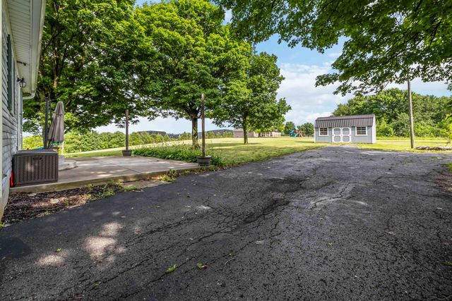 4295 Lebanon Road, Danville, KY 40422