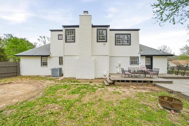 12816 Overhill Avenue, Grandview, MO 64030