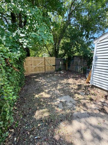 68 VILLAGE DR, Dover, DE 19904