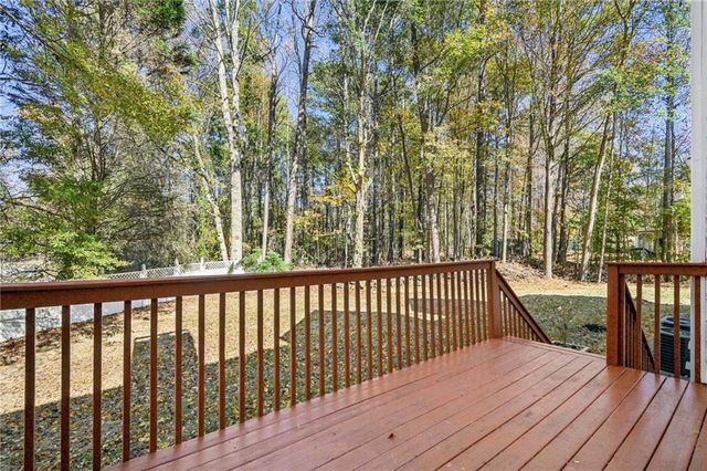 100 Julia Court, Fayetteville, GA 30214