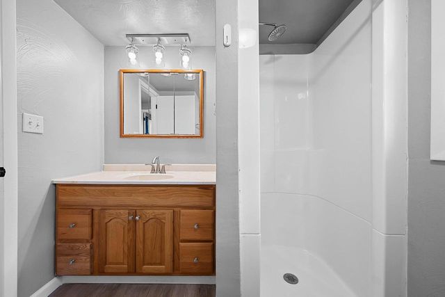 1919 CTH U, Howard, WI 54313