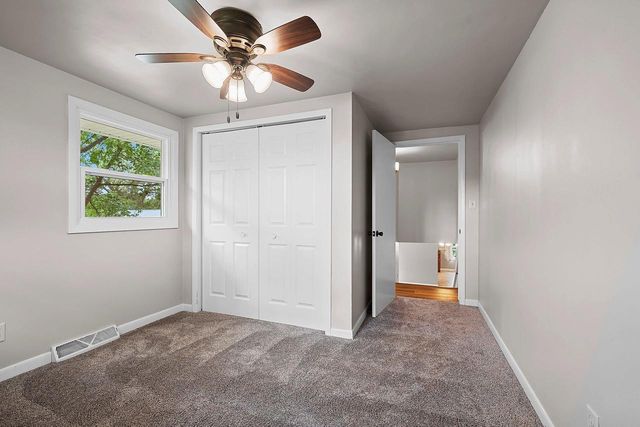 1919 CTH U, Howard, WI 54313