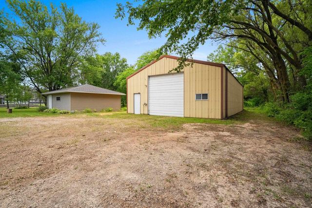 1919 CTH U, Howard, WI 54313
