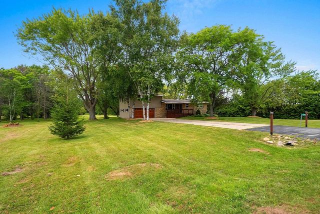 1919 CTH U, Howard, WI 54313