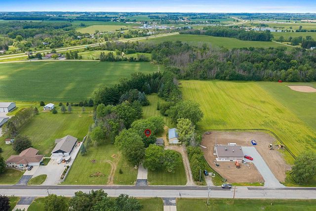 1919 CTH U, Howard, WI 54313