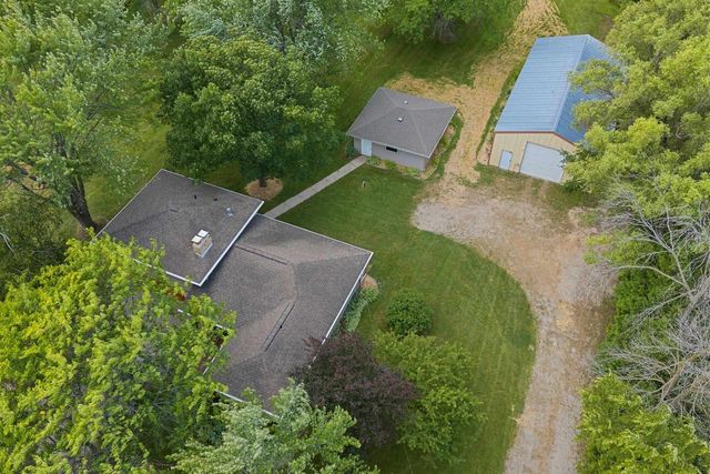 1919 CTH U, Howard, WI 54313
