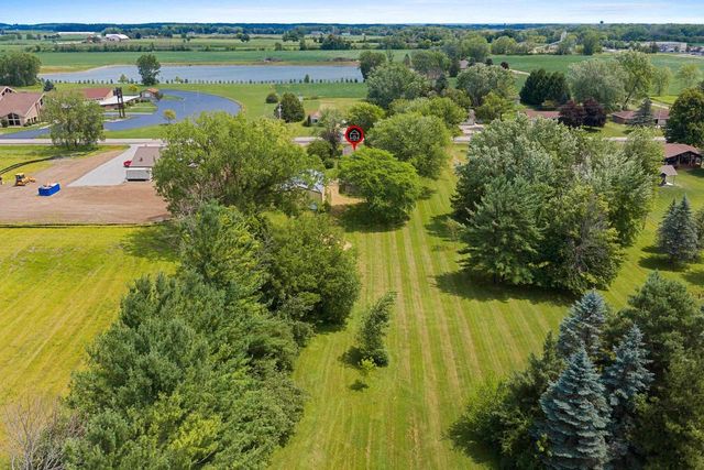 1919 CTH U, Howard, WI 54313