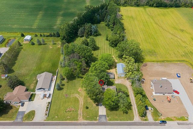 1919 CTH U, Howard, WI 54313