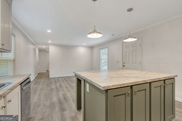 83 Fernwood Drive, Fayetteville, GA 30214