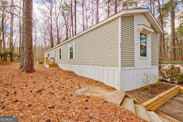 83 Fernwood Drive, Fayetteville, GA 30214