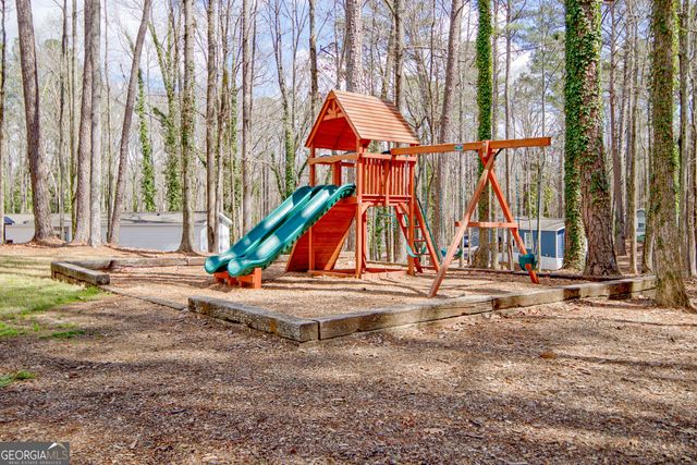 83 Fernwood Drive, Fayetteville, GA 30214