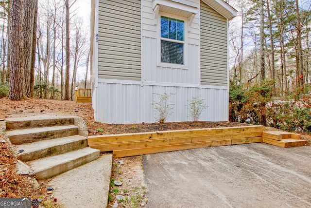 83 Fernwood Drive, Fayetteville, GA 30214