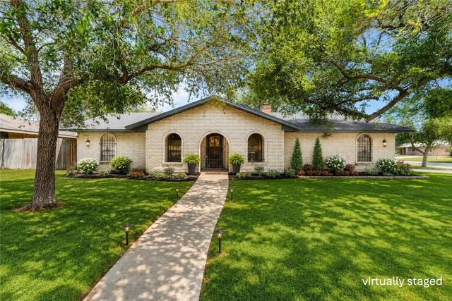 10702 Glenwood St, Corpus Christi, TX 78410