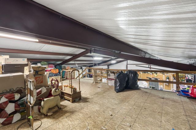 923 Carico Road, Galena, MO 65656