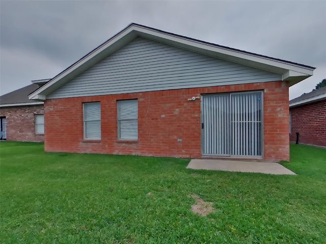 3135 Kelling Street, Houston, TX 77045