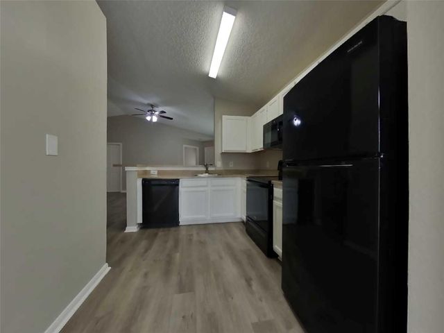 3135 Kelling Street, Houston, TX 77045