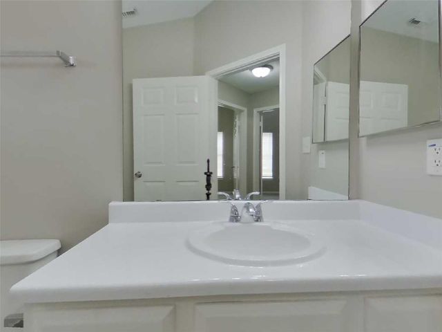 3135 Kelling Street, Houston, TX 77045