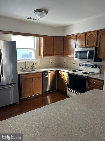 12 TACONIA CT, Mount Laurel, NJ 08054