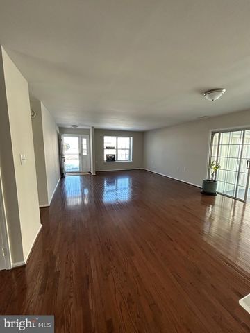 12 TACONIA CT, Mount Laurel, NJ 08054