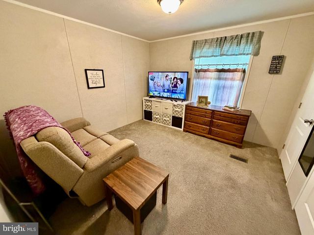 92 RIDGEWOOD MNR, Manheim, PA 17545