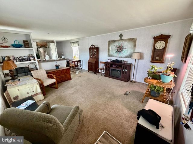 92 RIDGEWOOD MNR, Manheim, PA 17545