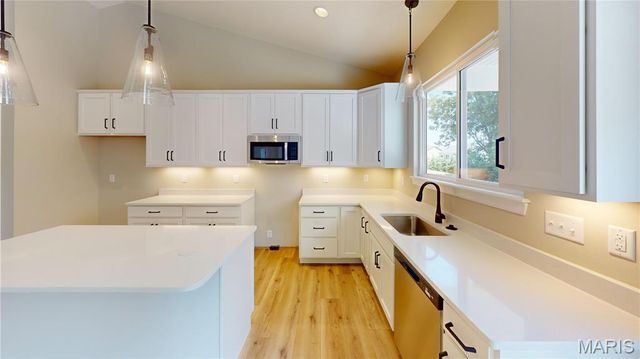 130 River Grove Court, O'fallon, MO 63366
