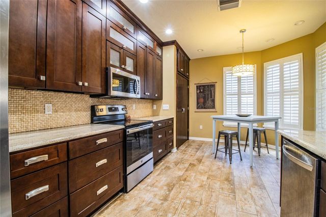 3234 STONEBRIDGE TRAIL, Valrico, FL 33596